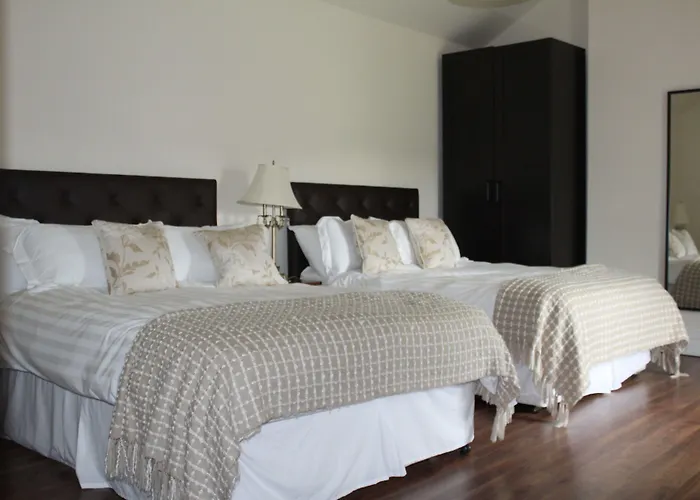 Sheephouse Country Courtyard